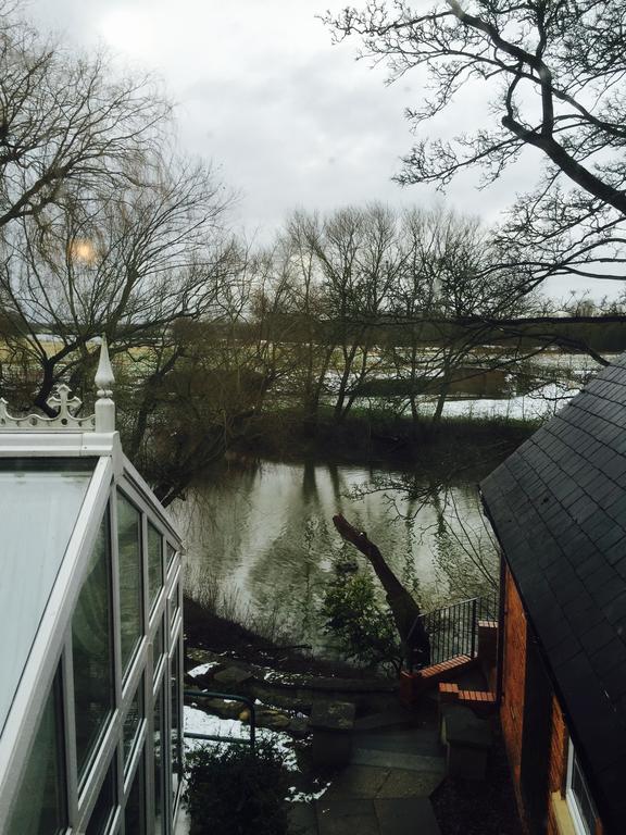 Millhouse Hotel And Riverside Restaurant Sharnbrook Rom bilde
